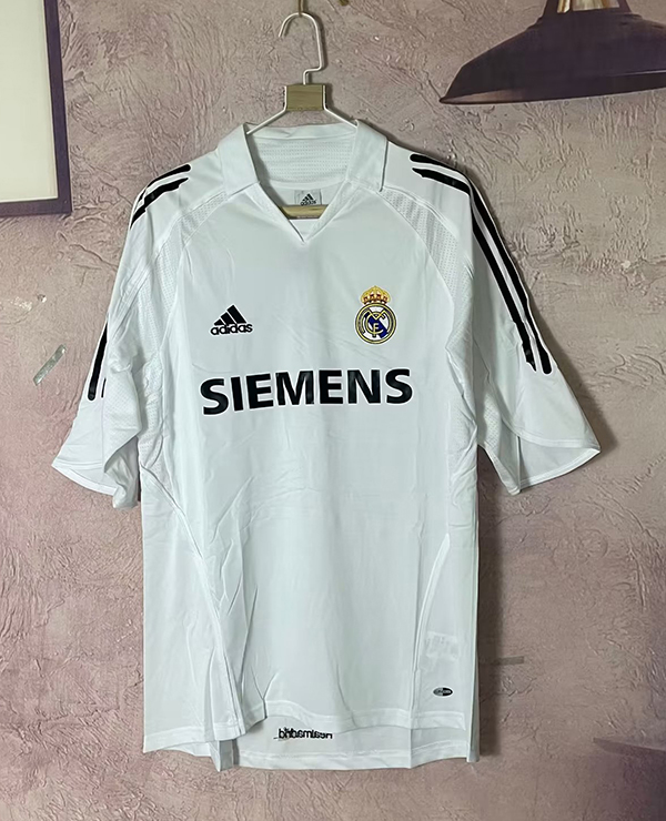 2005-2006 Season Real Madrid Home White Color Football Retro Jersey