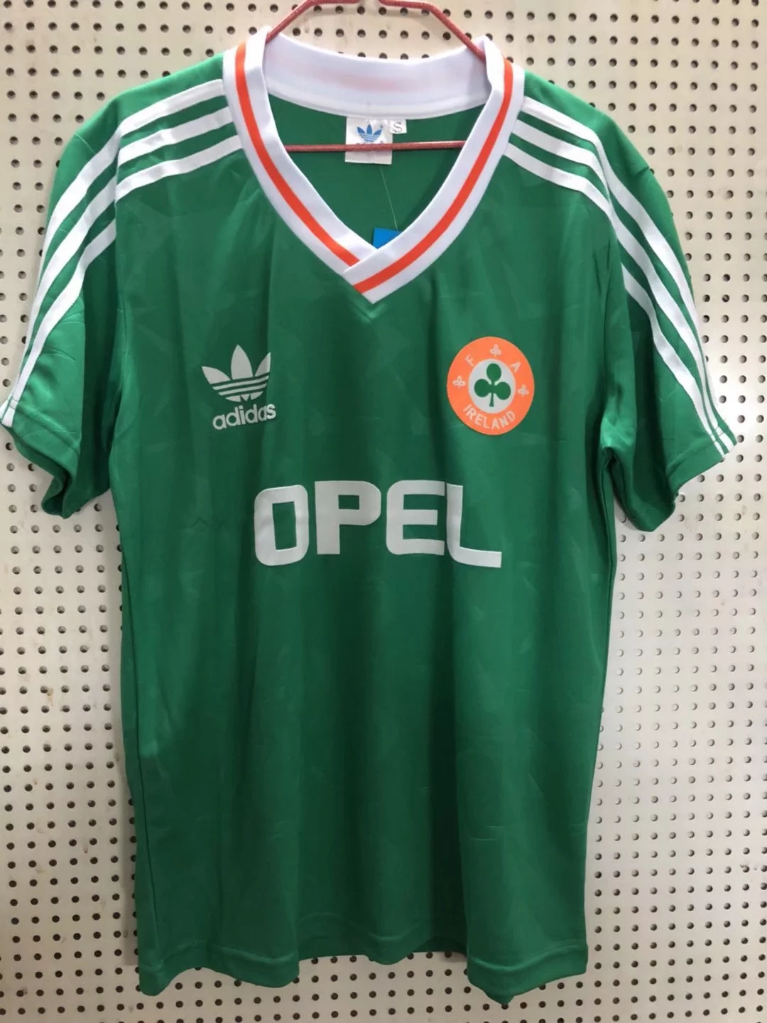 1990 World Cup Ireland Home Green Color Football Shirt Top Thailand Quality Ireland Retro Jersey