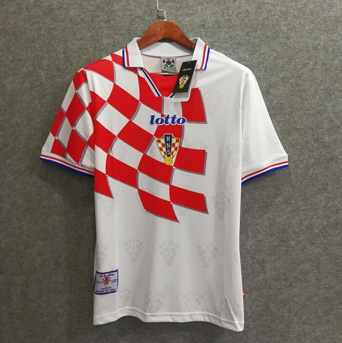 1998 Season Croatia Home Red-White Color Football Shirt Top Thailand Quality Croatia Retro Jersey