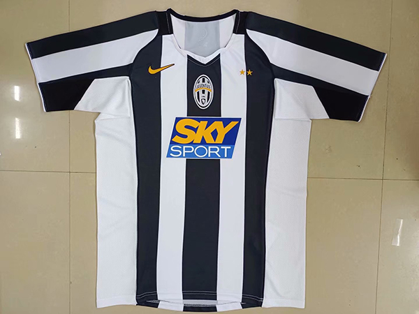 2004-2005 Season Juventus Home Black-White Color Football Shirt